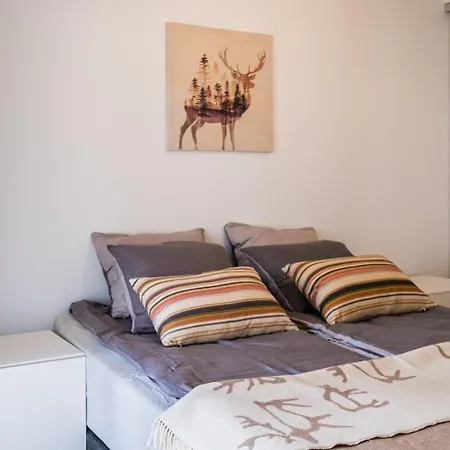 Premium With Air Conditioning And Sea View Balcony Apartmán *