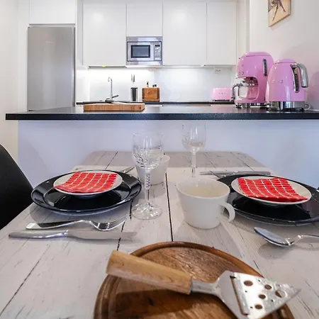 Premium With Air Conditioning And Sea View Balcony